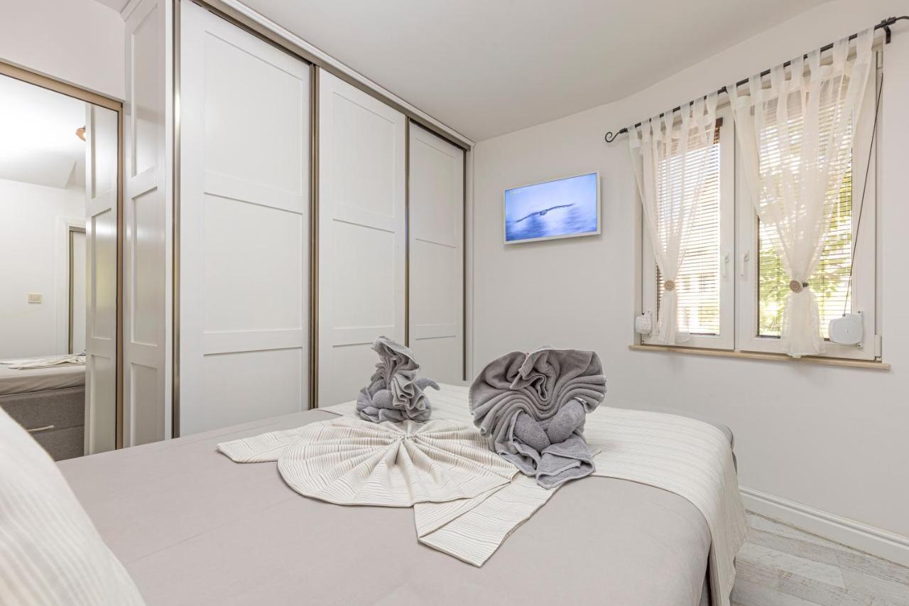 Appartamento Stylish 1Bd Flat With A Terrace Near The Centre Of Plovdiv By Flat Mаnager Esterno foto